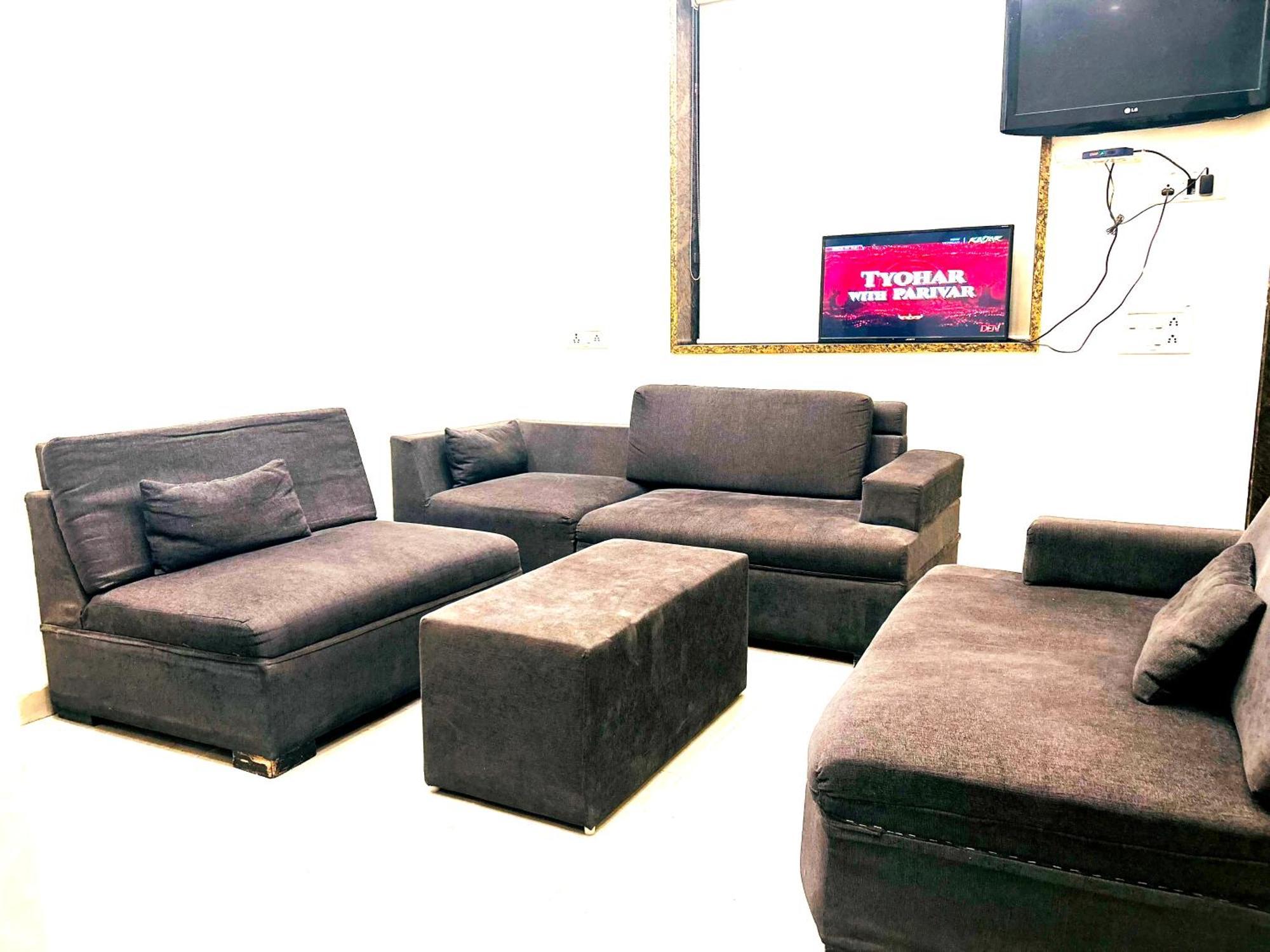 Hotel Aerocity Golden 3*